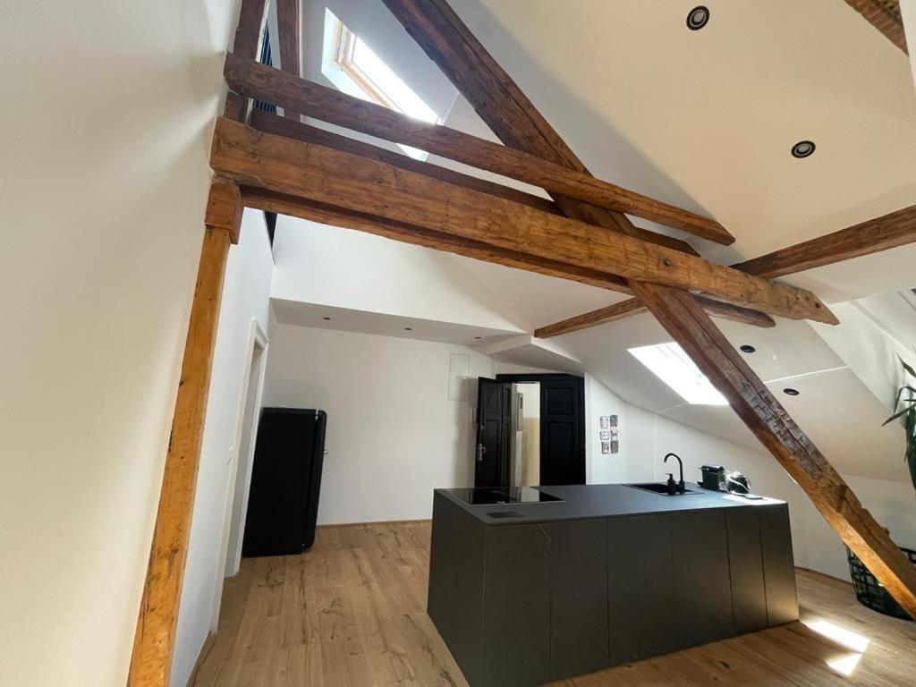 Split Rooftop Loft Buitenkant foto
